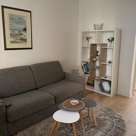 Superbe Appartement Aux Portes De Paris Avec Terrasse Le Kremlin-Bicetre Luaran gambar