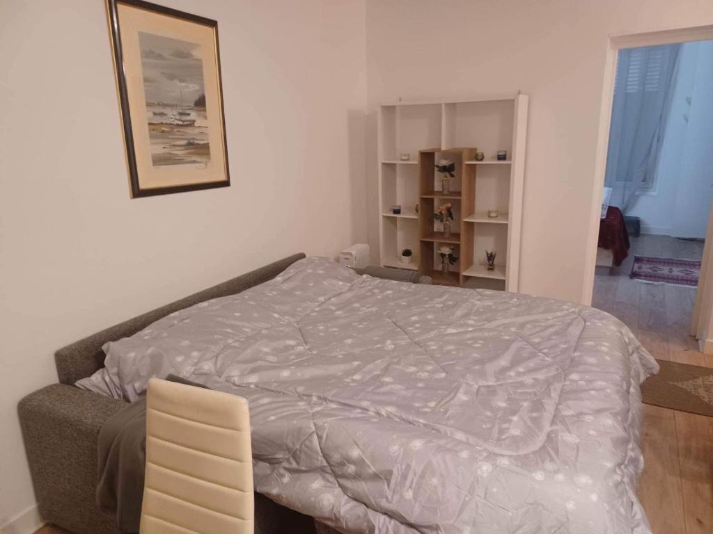 Superbe Appartement Aux Portes De Paris Avec Terrasse Le Kremlin-Bicetre Luaran gambar